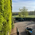 Les Grozilles Bed and breakfast Feuillade