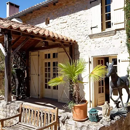 Les Grozilles Bed & Breakfast Feuillade