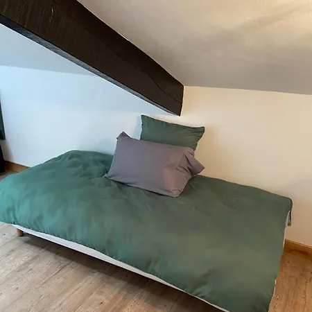 Les Grozilles Bed and Breakfast