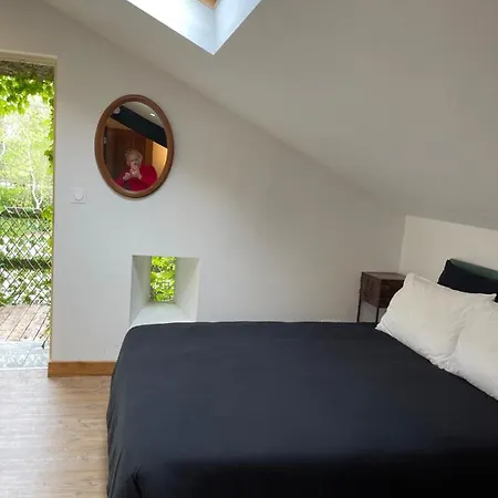 Les Grozilles Bed & Breakfast Feuillade