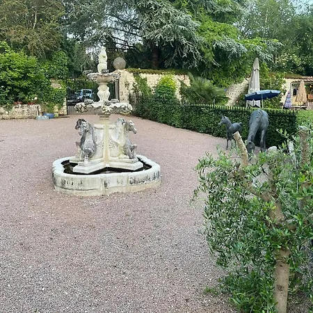 Les Grozilles Feuillade