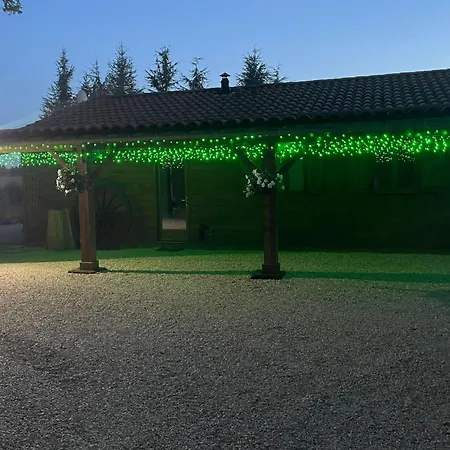 Les Grozilles Bed and Breakfast