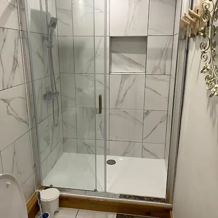 Les Grozilles Bed and Breakfast