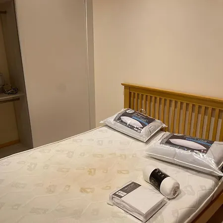 Les Grozilles Bed and Breakfast *